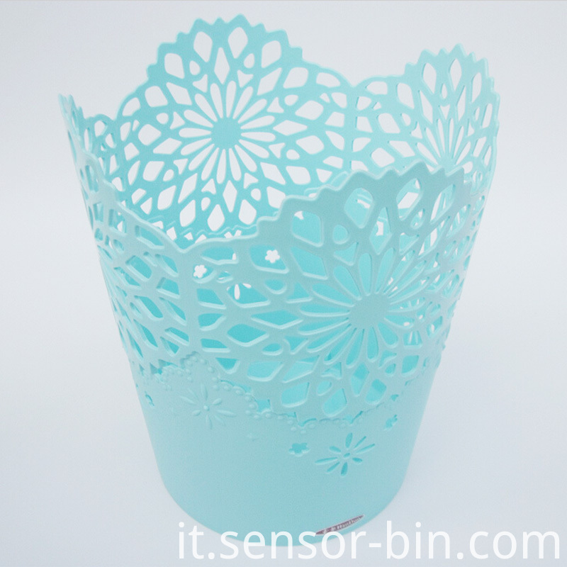 Three Colors Available Plastic Hollow Trash Bin (A9B-9020)